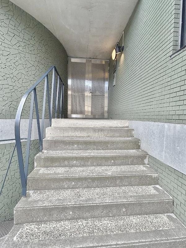 エントランス　共有部分