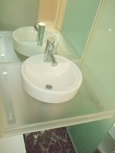 洗面設備　※同仕様写真含む