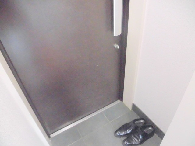 玄関　※同仕様写真含む