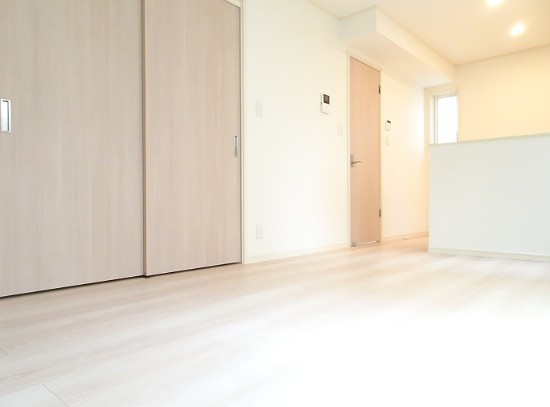 居室・リビング　別タイプ部屋　参考写真です