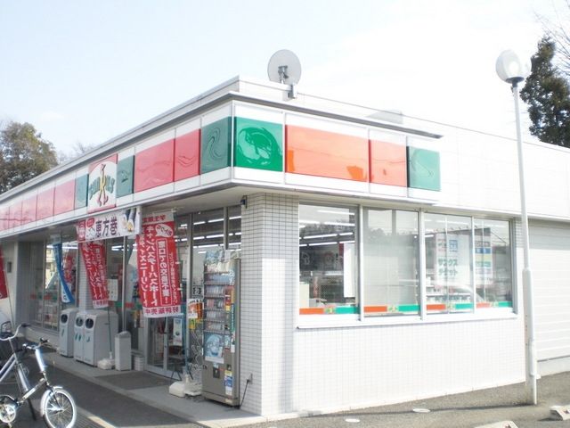 コンビニ　サンクス（コンビニ）まで200m