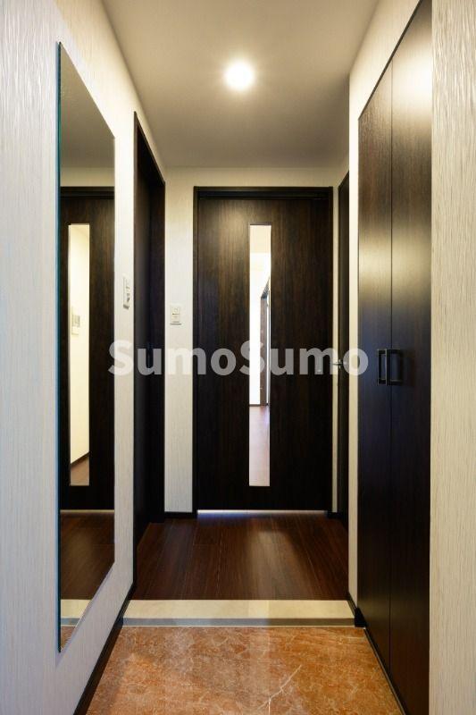 玄関　落ち着いた玄関です