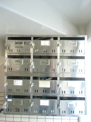 エントランス　集合ポスト完備