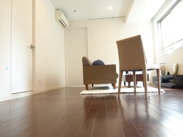 居室・リビング　内観