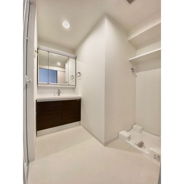 洗面設備　※同シリーズ参考