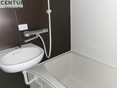 バス・シャワールーム　浴室リノベーション済みです