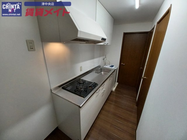 キッチン　別部屋の写真