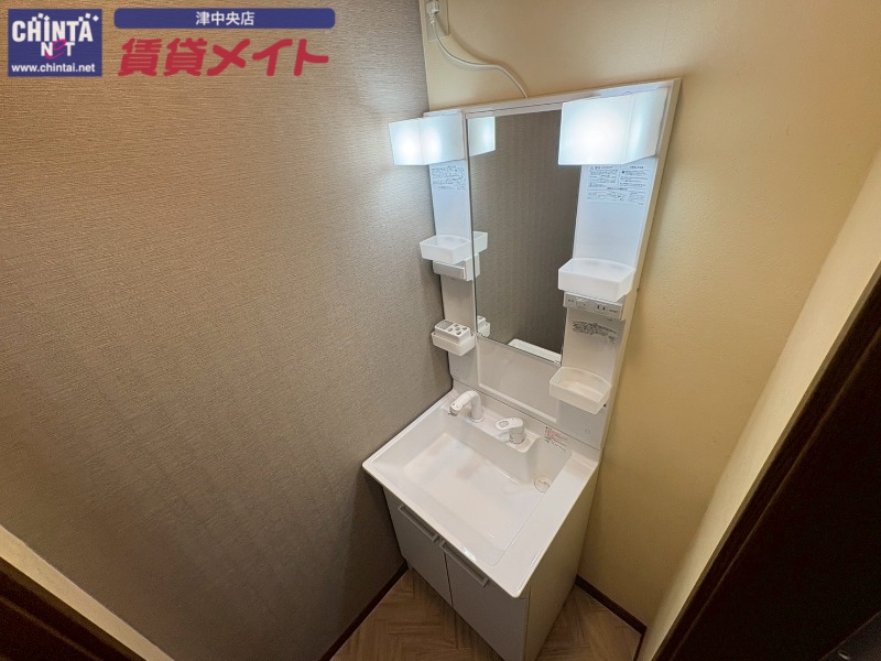 洗面設備　別部屋の写真