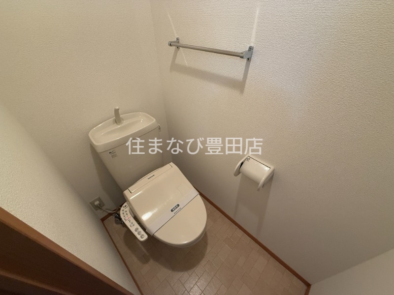 トイレ　同型タイプ