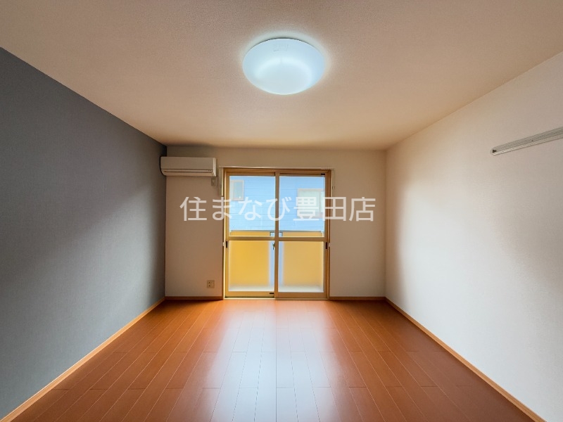 居室・リビング　同型タイプ