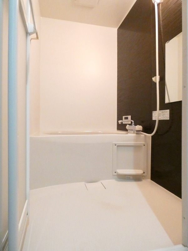 バス・シャワールーム　図面と現状に相違がある場合には現状を優先