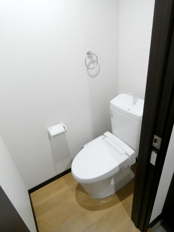 トイレ　図面と現状に相違がある場合には現状を優先