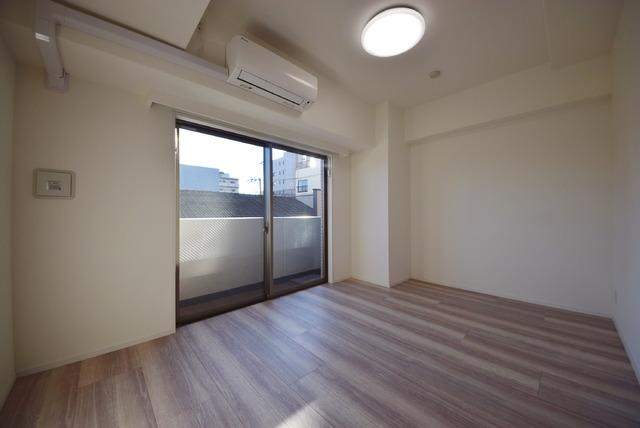 居室・リビング　別号室参考画像