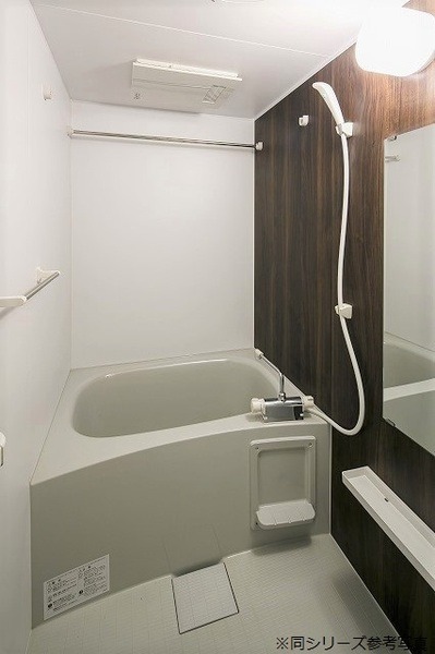 バス・シャワールーム　同型イメージ