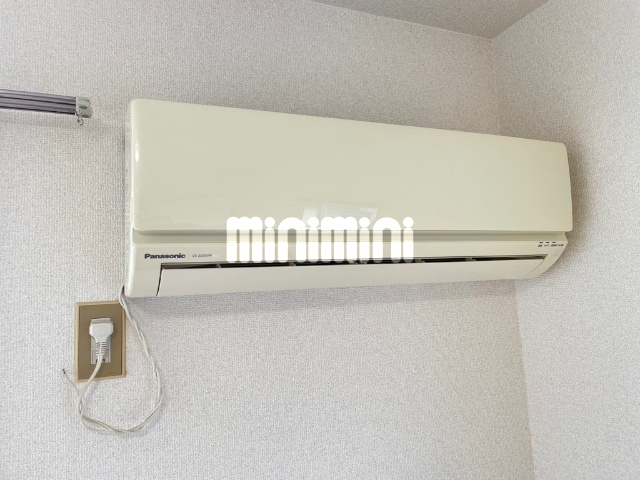 その他設備　エアコン設備で付いています。