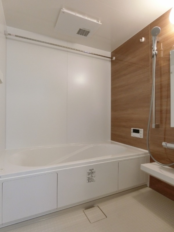 バス・シャワールーム　図面と現状に相違がある場合には現状を優先