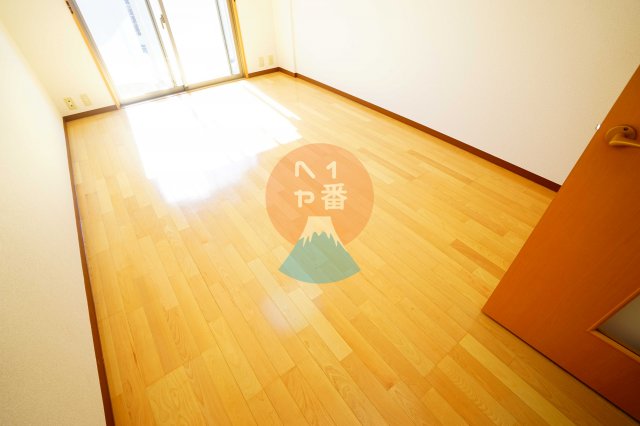 その他部屋・スペース　お手入れ楽ちんなフローリング　※参考写真です