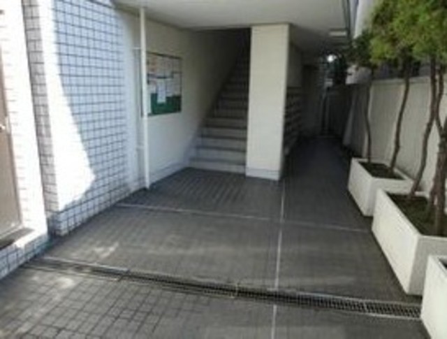 エントランス　エントランス