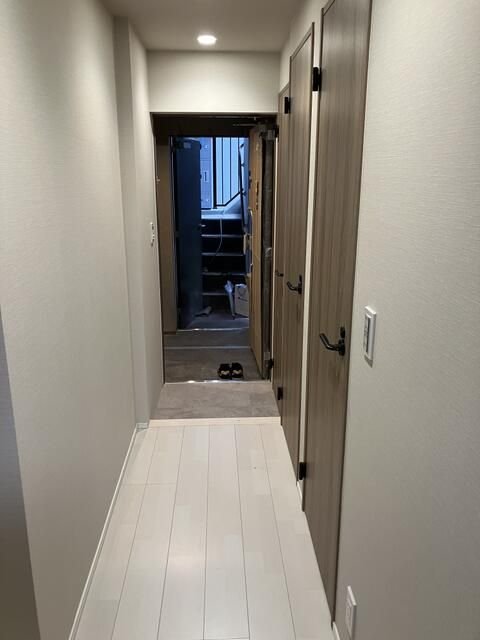 玄関　※別部屋参考写真