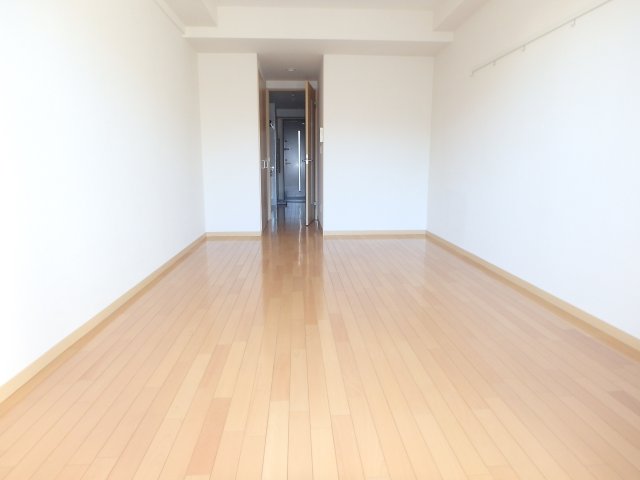 居室・リビング　反転のお部屋の参考写真となります。