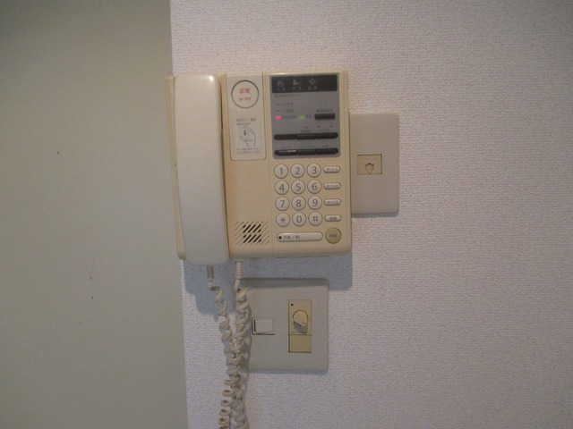 セキュリティ　室内にインターホンがあるので安心です