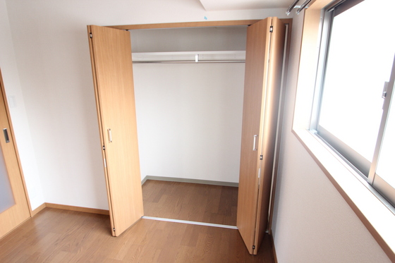 収納　※別部屋の写真です