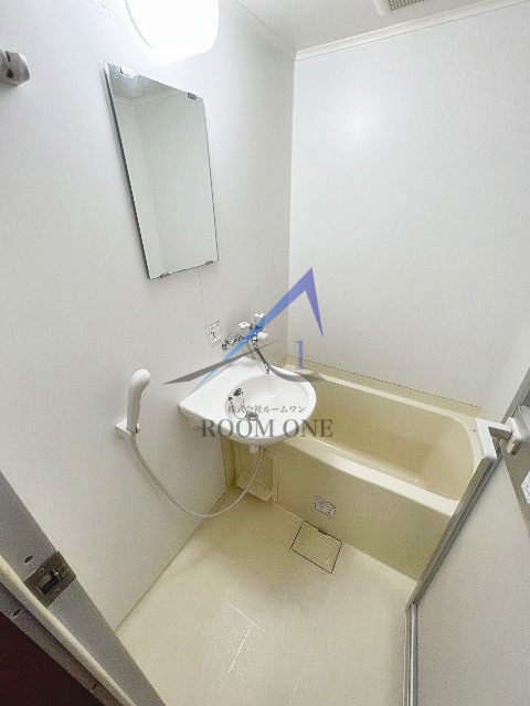 バス・シャワールーム　お風呂です。