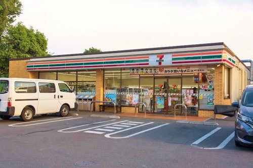 コンビニ　セブンイレブン 小平上水南町1丁目店（コンビニ）まで1681m