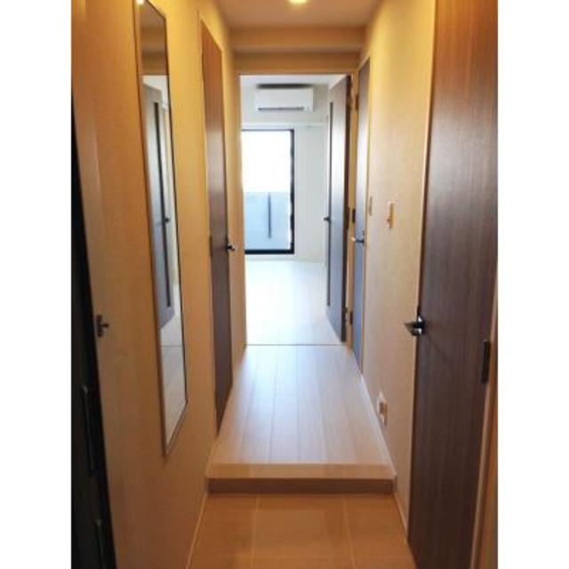 玄関　※写真は同タイプ住戸です。