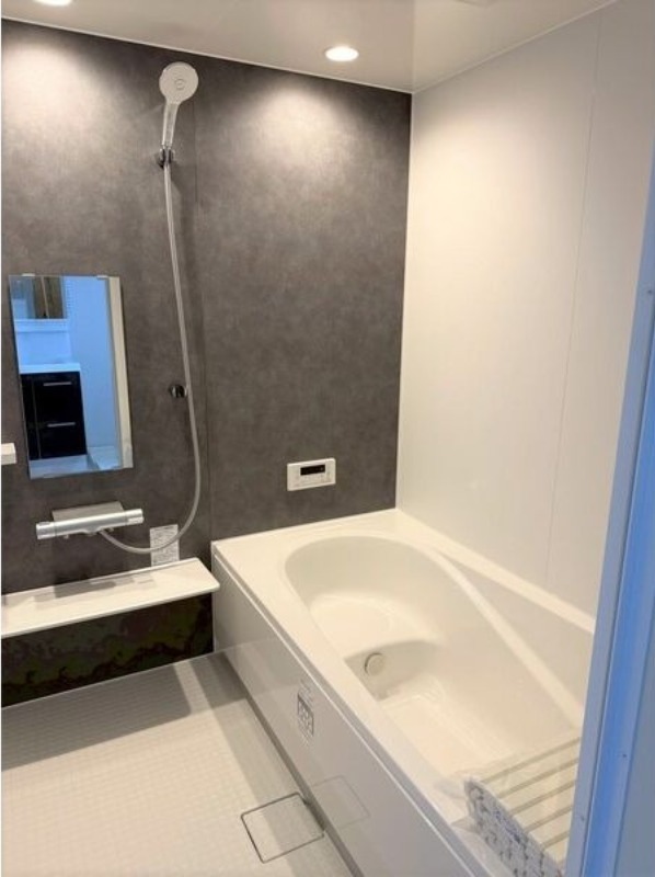 バス・シャワールーム　図面と現状に相違がある場合には現状を優先