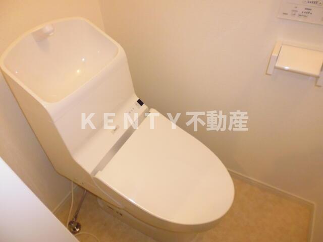 トイレ　落ち着いたトイレです