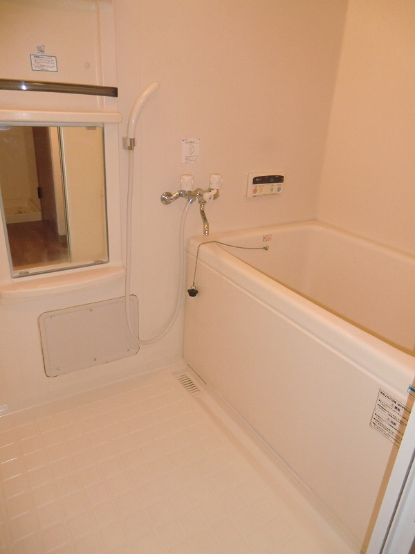 バス・シャワールーム　追い焚き機能付き　※別号室参考写真　　筑紫野市・太宰府市で賃