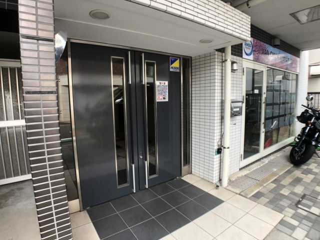 エントランス　クレアール巣鴨