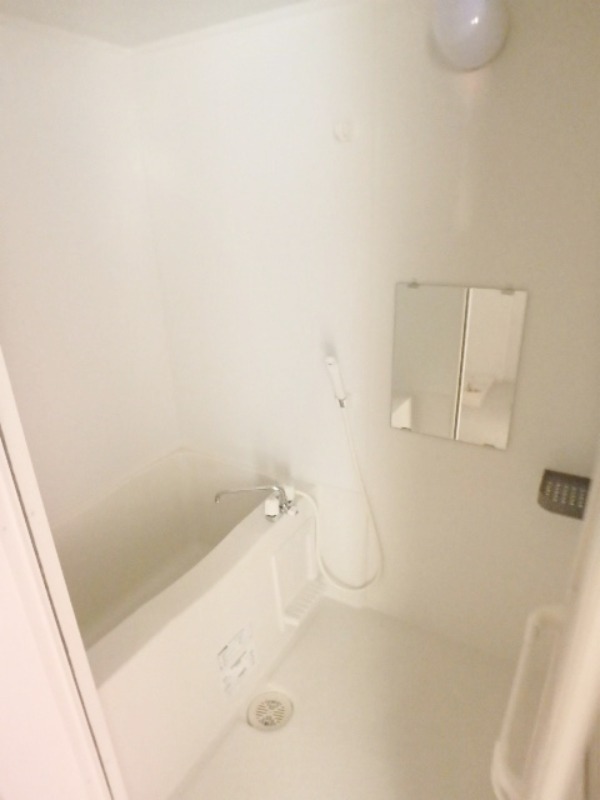 バス・シャワールーム　図面と現状に相違がある場合には現状を優先