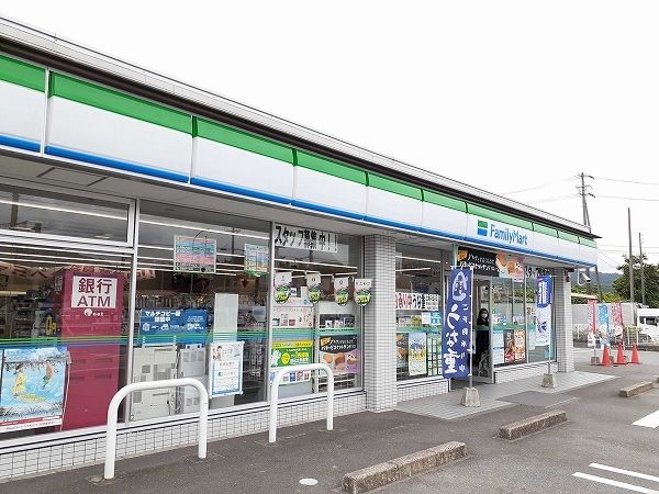 コンビニ　ファミリーマート国１関宿店（コンビニ）まで1700m