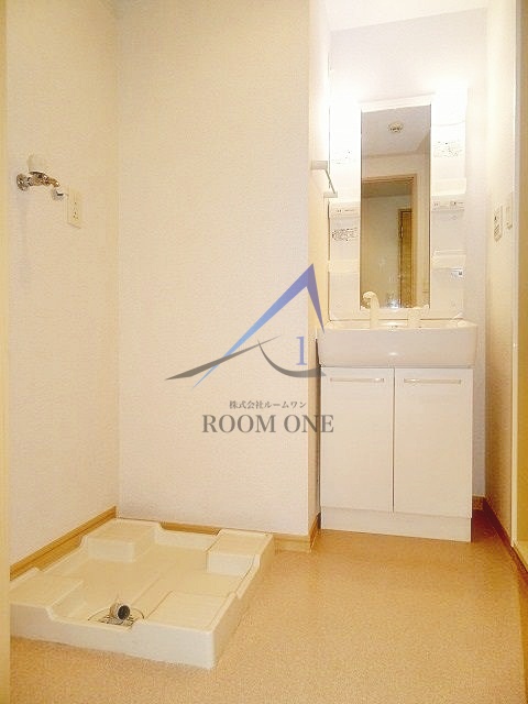 洗面設備　洗面台です。