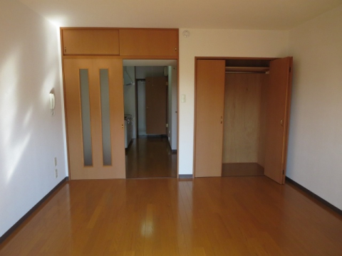 居室・リビング　画像同室タイプ参照