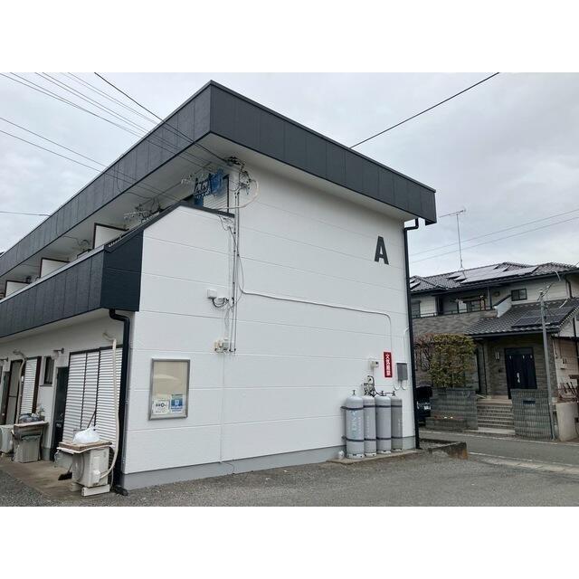 エントランス　清潔なエントランスです