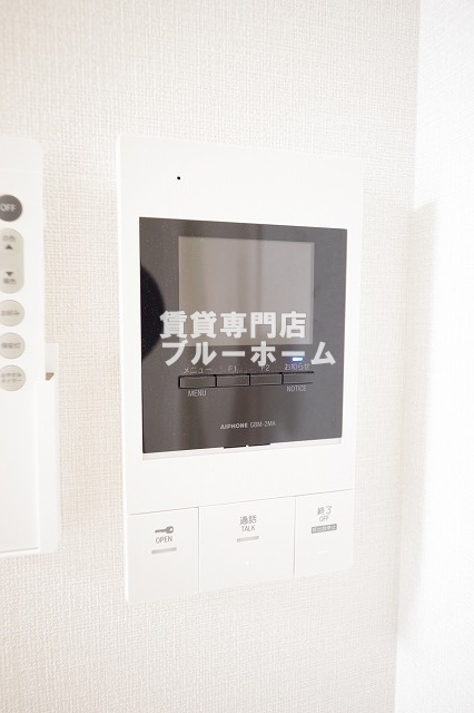 セキュリティ　TVモニター付きインターホンです！