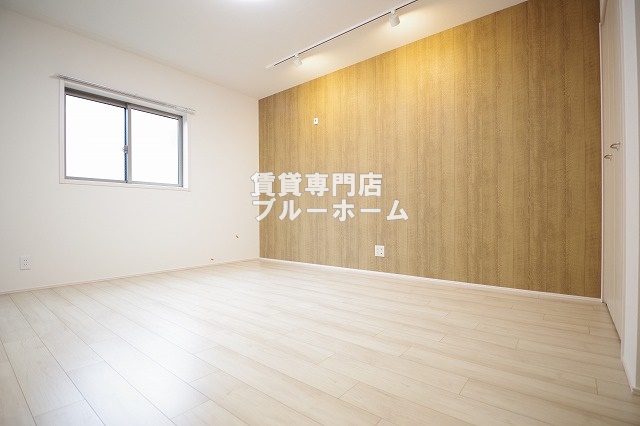 その他　別角度からの洋室です！