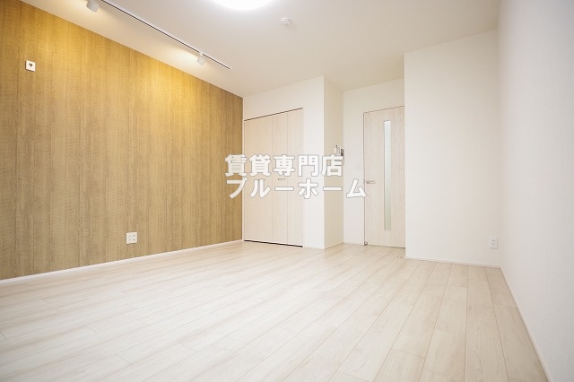 居室・リビング　9.4帖の洋室です！