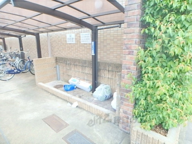 その他　ごみ捨て場