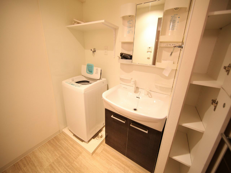 洗面設備　脱衣所　独立洗面台（シャンプードレッサー）