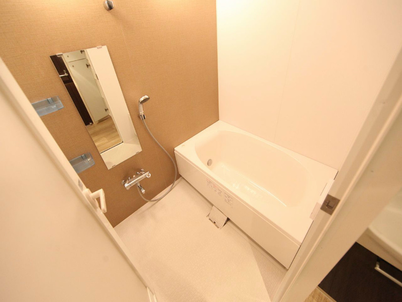 バス・シャワールーム　追い焚き　浴室暖房乾燥機　24時間換気　オートバスバスルーム