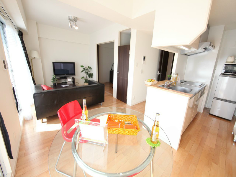 居室・リビング　ＬＤＫ12.3帖　洋室4.5帖　繋げて使用可能です