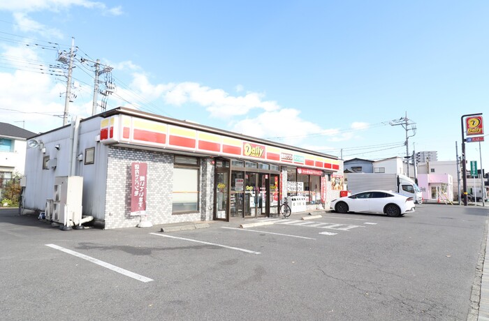 コンビニ　デイリーヤマザキ高崎文化センター店（コンビニ）まで554m