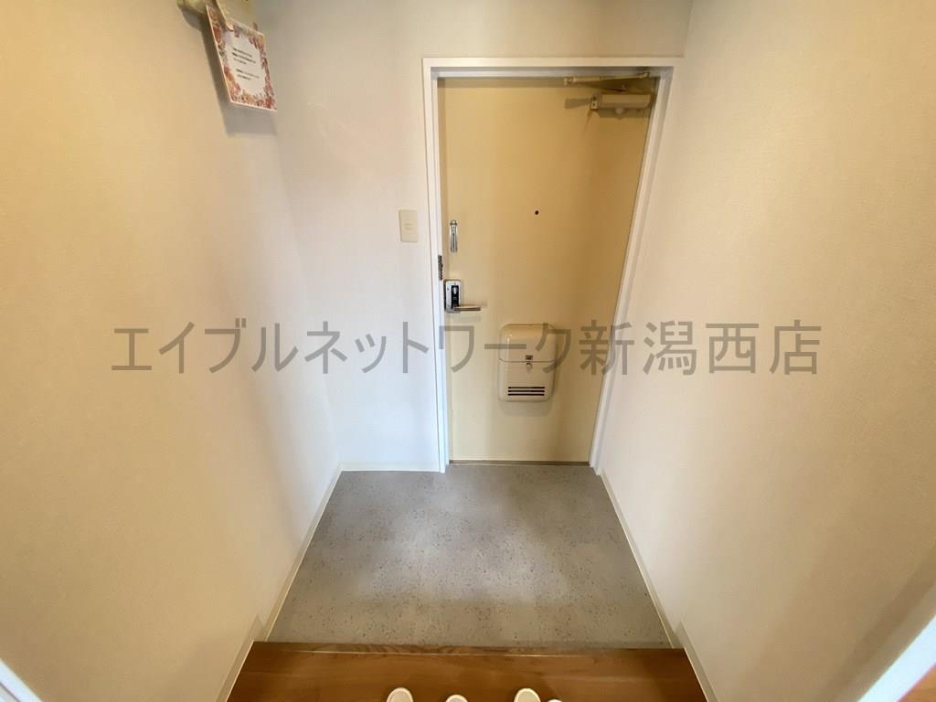 玄関　参考写真