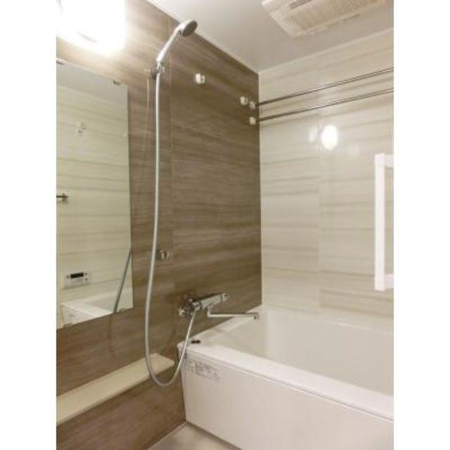 バス・シャワールーム　※写真は同タイプ住戸です。