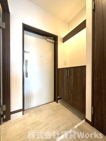 玄関　落ち着いた玄関です