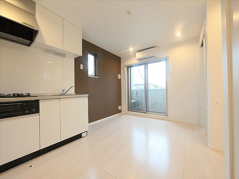 居室・リビング　LDK8.2帖　洋室4.2帖